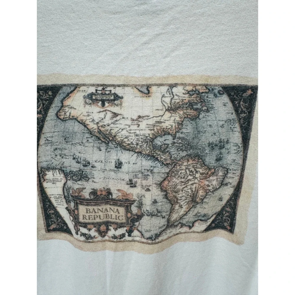 Banana Republic Long Sleeve T-Shirt Men Small White World Map Graphic Casual